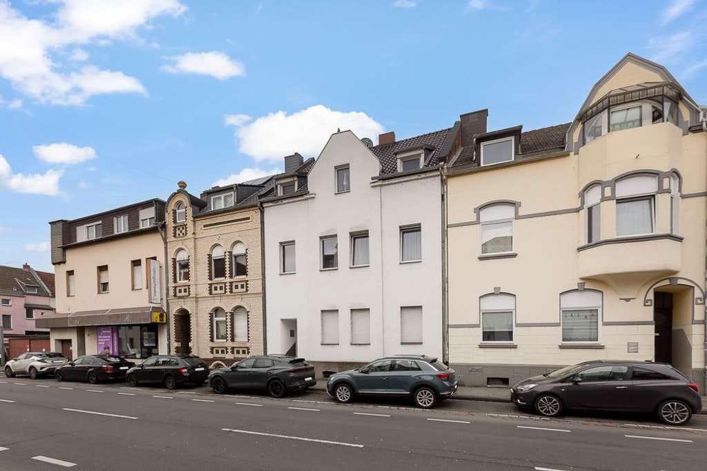 Immobilie in Siegburg - Gepflegtes Mehrfamilienhaus - Bild 0
