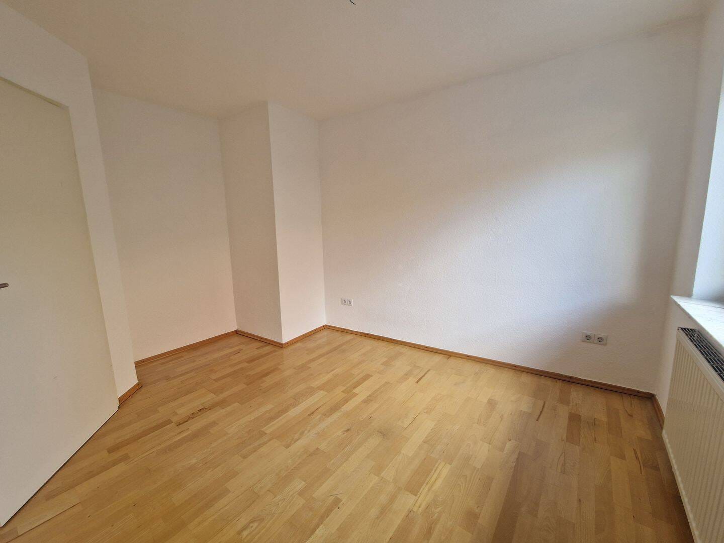 Immobilie in Lorsch - Im Herzen von Lorsch, mit traumhaftem Terrassenblick in den Klostergarten  - Bild 4