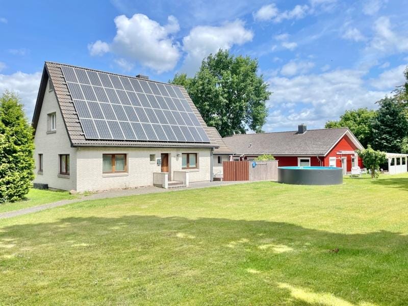 Immobilie in Ziethen - Zwei Häuser - ein Preis: Mehrgenerationen-Paradies: Holzbungalow & Siedlungshaus bei Ratzeburg - Bild 3