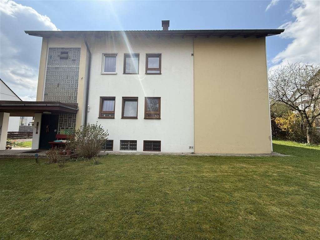 Immobilie in Altdorf bei Nürnberg - Dreifamilienhaus mit wundervollem Grundstück direkt in Altdorf - Bild 4