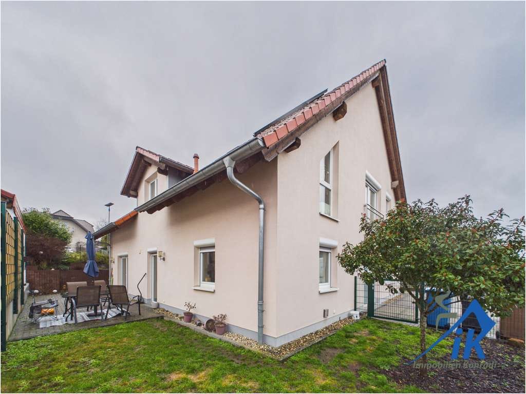 Immobilie in Weilerbach - IK | Weilerbach: Komfortables Wohnen auf höchstem Niveau – Haus mit Aufzug & barrierefreiem Konzept - Bild 1