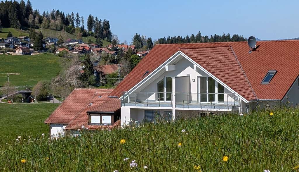Immobilie in Oberreute - Helle Dachgeschosswohnung in ruhiger zentraler Lage mit Fern- und Bergblick Richtung Säntis Massiv - Bild 4