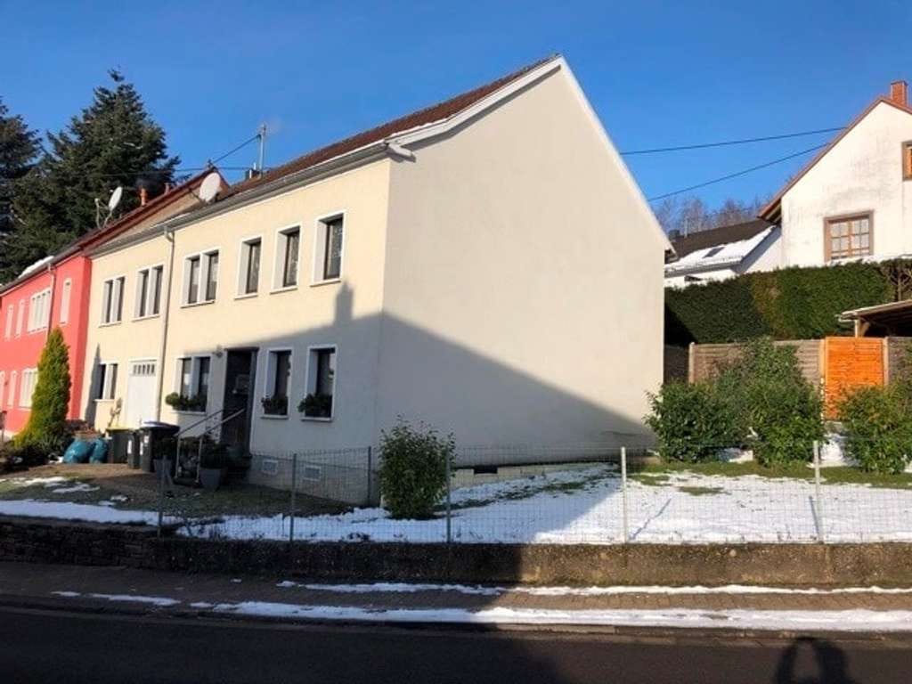 Immobilie in Weiskirchen - Gepflegtes Einfamilienhaus in Weiskirchen - Bild 2
