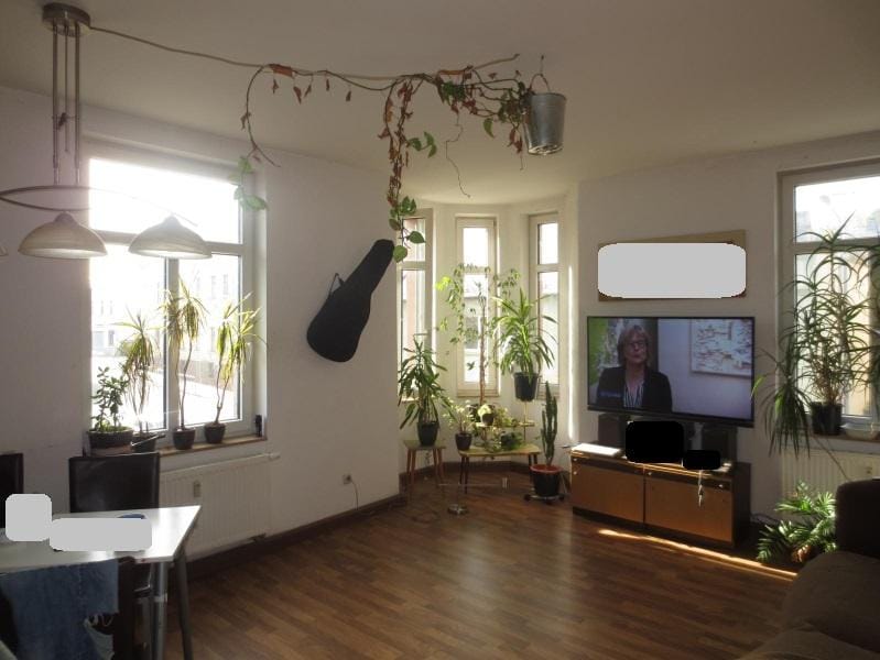 Immobilie in Lengenfeld - Objekt-Nr.: 3224 - vermietete 2-Zimmer-ETW im 1. OG mit Dusche in Lengenfeld - Bild 1