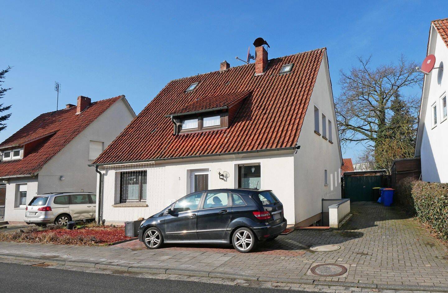 Immobilie in Vechta - Zu Fuß in die Stadt - saniertes Einfamilienhaus - Bild 1