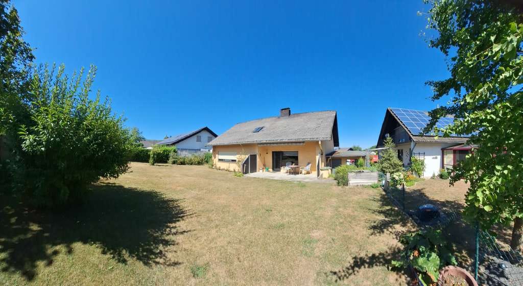 Immobilie in Kastellaun - Zuhause mit 6 Zimmern in Kastellaun - Bild 1