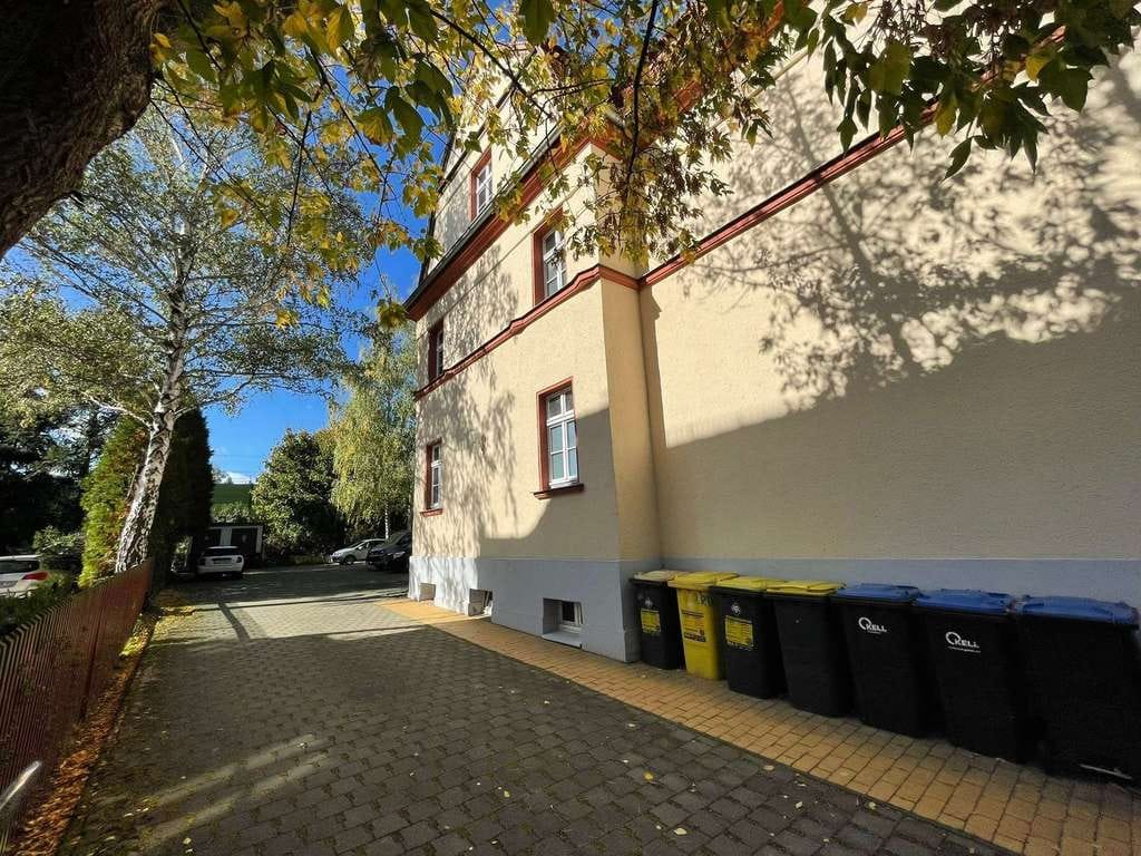 Immobilie in Böhlen - * 3-Raumwohnung bei Markkleeberg mit Balkon und großem Garten * - Bild 1