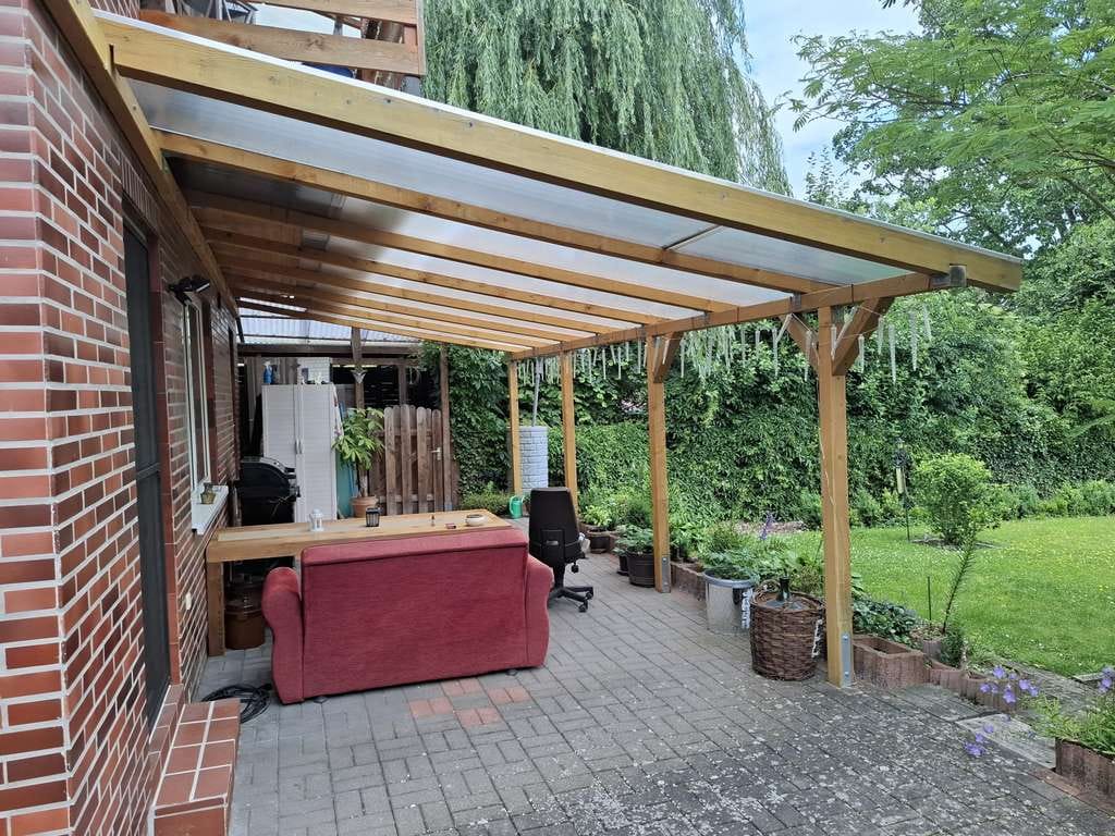 Immobilie in Sehnde - Ruhig gelegenes, gepflegtes 2-Familienhaus mit wunderschönem Garten - Bild 2