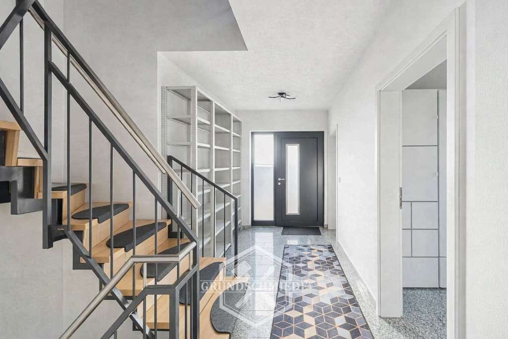 Immobilie in Neuffen - Wohnen mit Weitblick: Exklusive Maisonette mit Burgblick & großer Terrasse - Bild 1