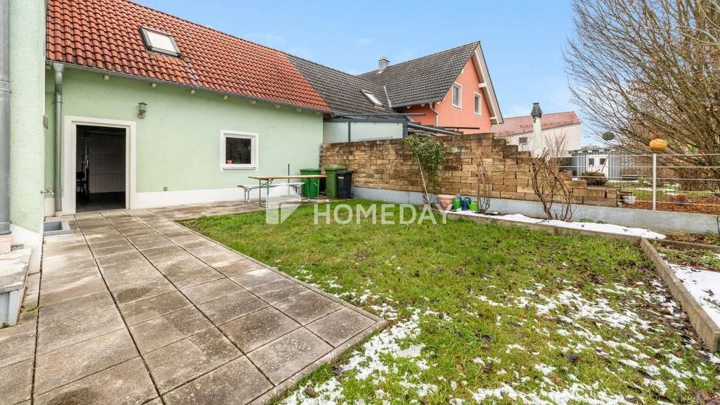 Immobilie in Teublitz - Attraktive Doppelhaushälfte in Teublitz: Sauna, Einbauküche, große Terrasse & Doppelgarage - Bild 3