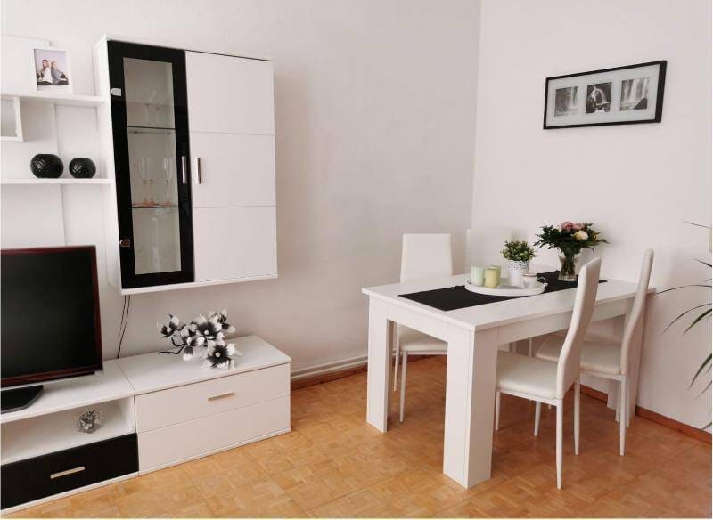 Immobilie in Carlow - Mehrfamilienhaus (3 Parteien. Festpreis) in sehr gutem Zustand mit Eigenland und netten Mietern - Bild 1