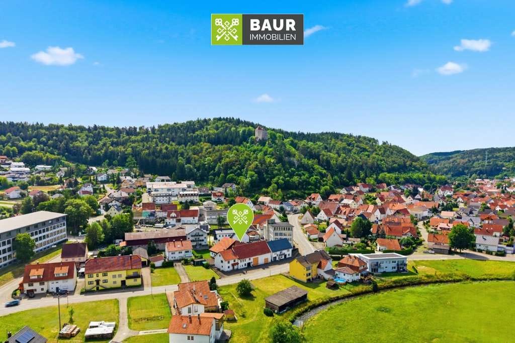 Immobilie in Straßberg - 360° I Ehemaliges Bauernareal mit großem Grundstück und vielseitigem Entwicklungspotential in Straßb - Bild 3