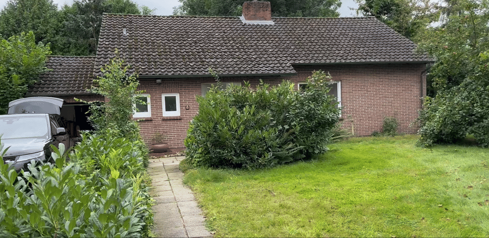 Immobilie in Hatten - EFH mit Garage und 2.567 m² Grundstück von PRIVAT - Bild 0