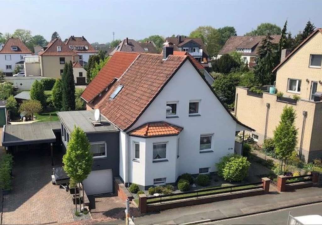 Immobilie in Garbsen - Garbsen-Havelse / Zwei Häuser-Ein Zuhause - Traumgrundstück in Bestlage ! - Bild 1