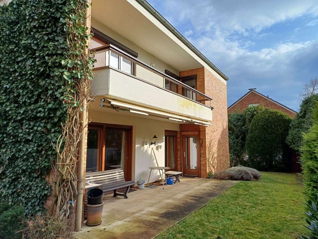 Immobilie in Warburg - Einfamilienhaus mit Bürotrakt in bevorzugter Lage von Warburg – Wohnen & Arbeiten vereint - Bild 3