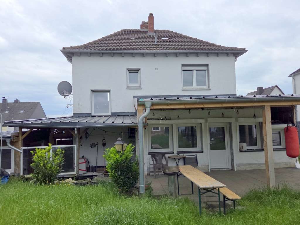 Immobilie in Neuwied - Nur die Lage zählt!  Sanierungsimmobilie in Neuwied - Bild 1