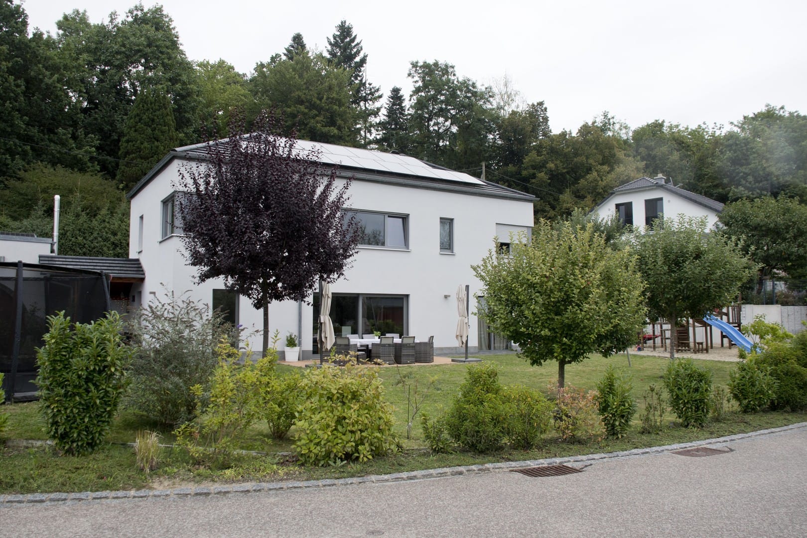 Immobilie in Gablingen - KfW-40 Haus in ruhiger Südhanglage – sofort einziehen statt bauen - Bild 0