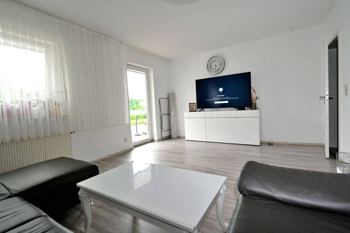 Immobilie in Breidenbach - großzügige 4 ZKB Eigentumswohnung mit großer Terrasse - Bild 1