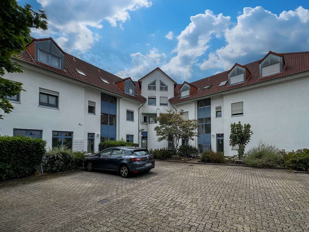 Immobilie in Germersheim - Gepflegte 1 Zimmer Wohnung im Dachgeschoss – inklusive EBK & TG-Stellplatz - vermietet - Bild 2