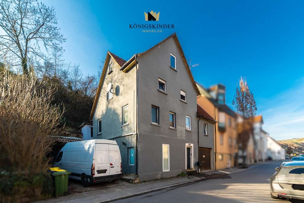 Immobilie in Hessigheim - Voll vermietetes 3-Familienhaus in Hessigheim – solider Cashflow trifft Entwicklungspotenzial - Bild 0