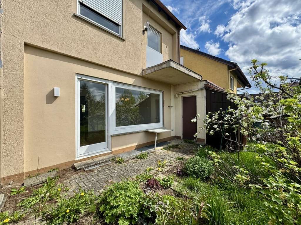Immobilie in Neuhausen auf den Fildern - Doppelhaushälfte in Neuhausen! - Bild 1
