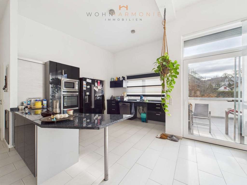 Immobilie in Bretzfeld - großzügige, helle 3,5 Zimmer – offene Architektur mit Südbalkon - Bild 2