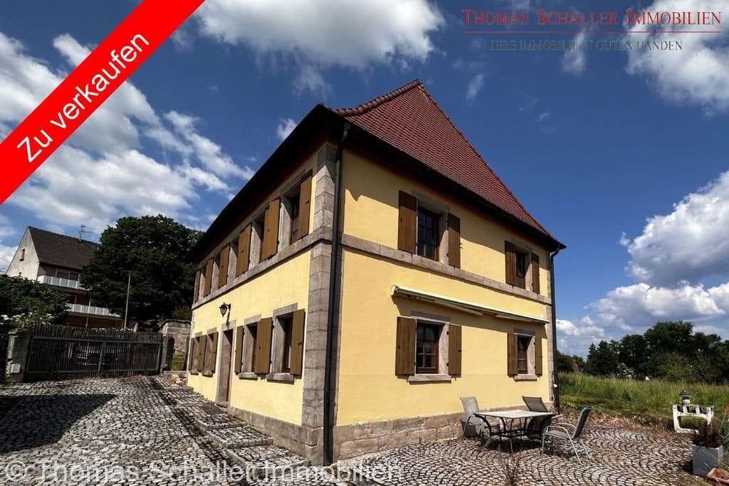 Immobilie in Aurachtal - Top! Historische Mühle mit Herrenhaus, Scheune und viel Platz - Denkmalgeschützt - Bild 0