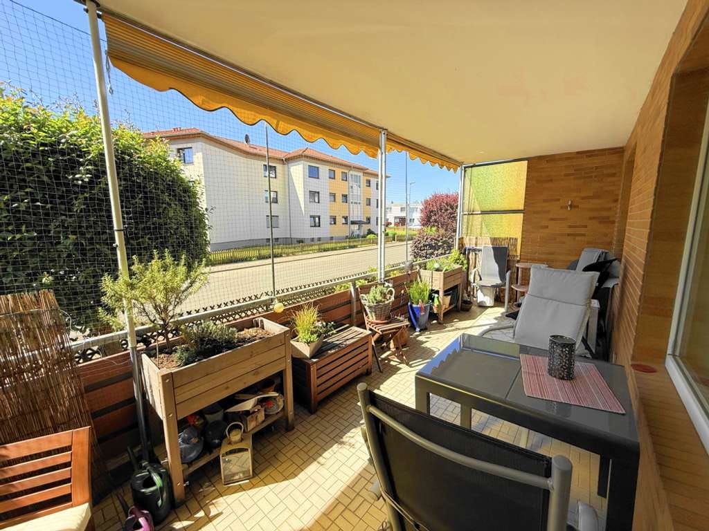 Immobilie in Pattensen - Besser als Sparbuch und Co.! Helle, gepflegte 3 -Zimmerwhg. mit Balkon und Garage in Pattensen! - Bild 1