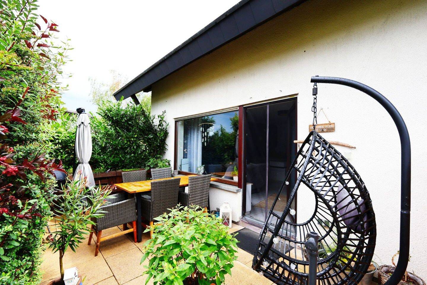 Immobilie in Breisach am Rhein - Mehrfamilienhaus mit großzügiger Wohnfläche und großem Grundstück in Breisach am Rhein ! - Bild 4