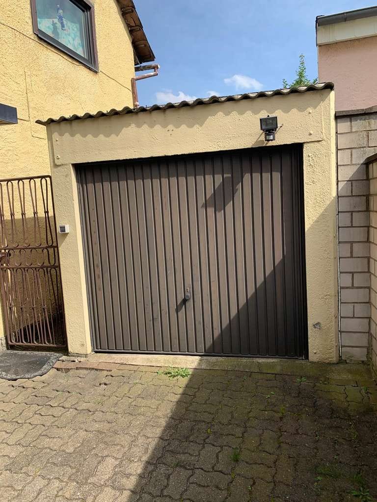 Immobilie in Holzminden - Zentral gelegenes 3-Familienwohnhaus und Einfamilienhinterhaus mit Garten - Bild 2
