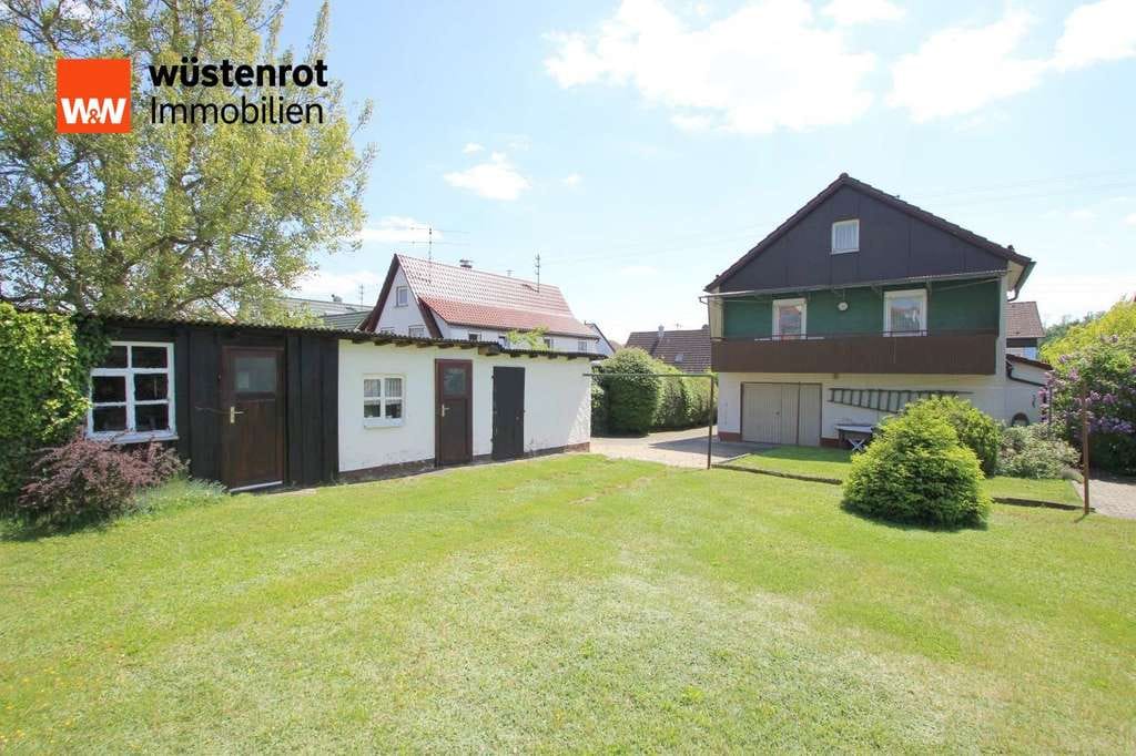 Immobilie in Giengen an der Brenz - Einfamilienhaus mit großem Potenzial: 954 m² Grundstück in Giengen-Burgberg - Bild 4