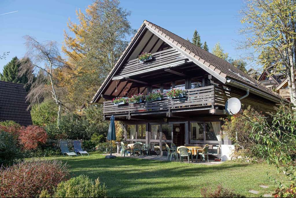 Immobilie in Siegsdorf - Attraktives & gepflegtes Feriendomizil im Chiemgau (bayerische Alpen) - ruhig, sonnig - Bild 1