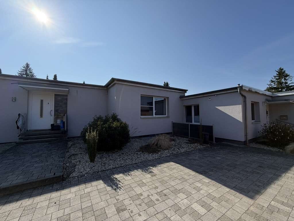 Immobilie in Groß Grönau - Ein Zuhause mit vielen Möglichkeiten
 - Bild 0