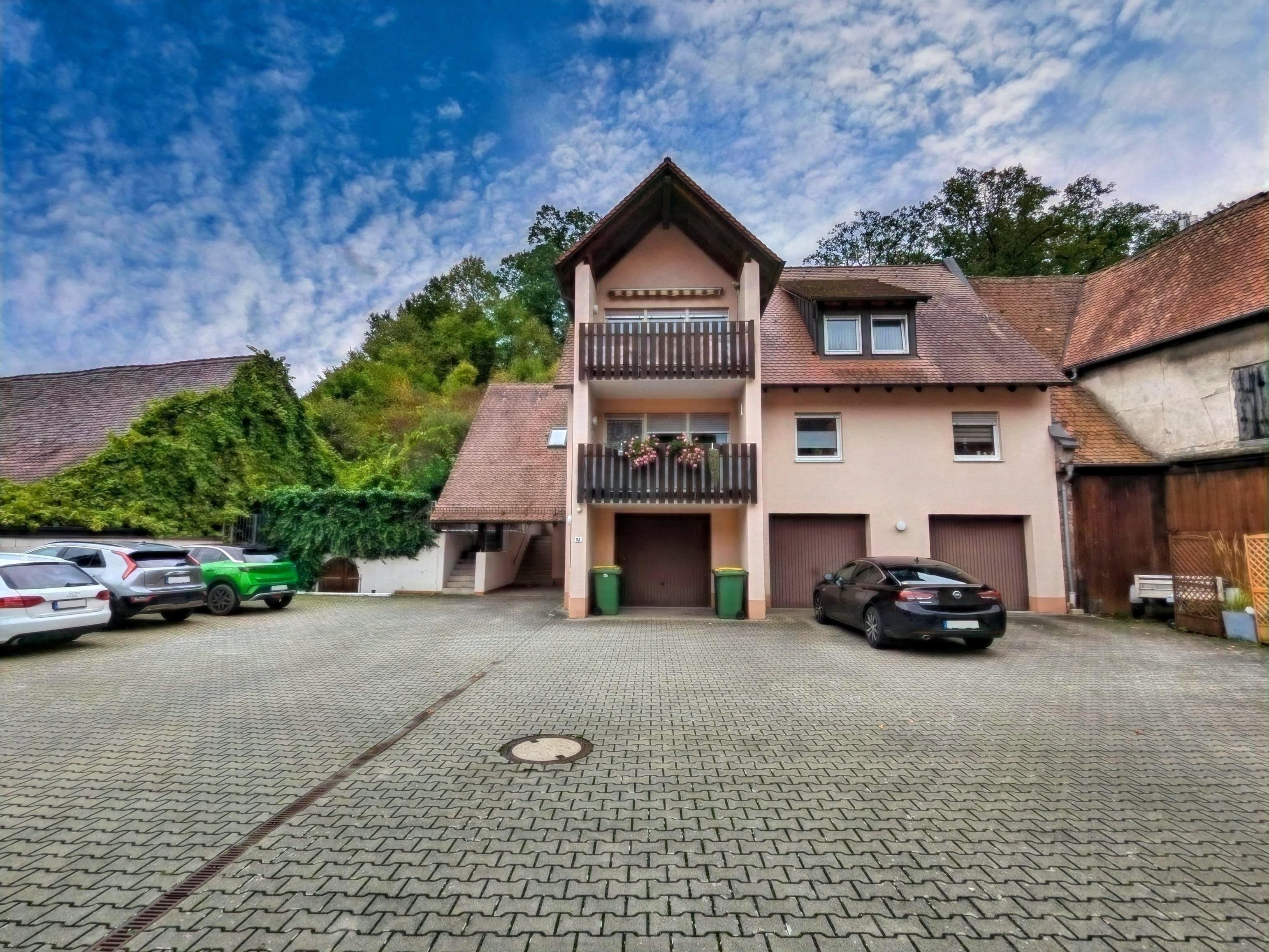 Immobilie in Roßtal - Ein-/Zweifamilienhaus in Roßtal - Bild 1