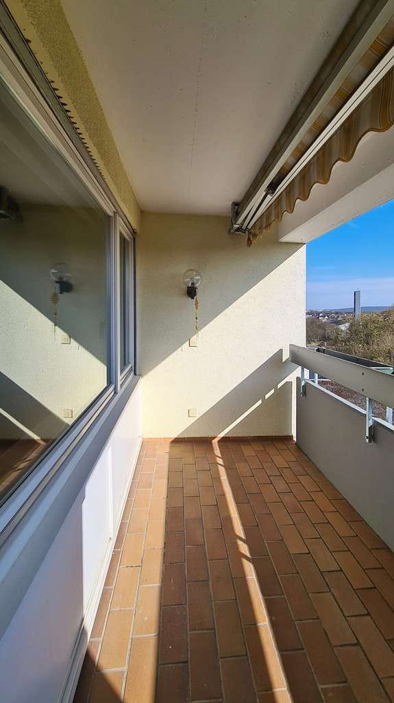 Immobilie in Ditzingen - *** Großzügige 4,5 Zimmer-Wohnung in Ditzingen! *** - Bild 2