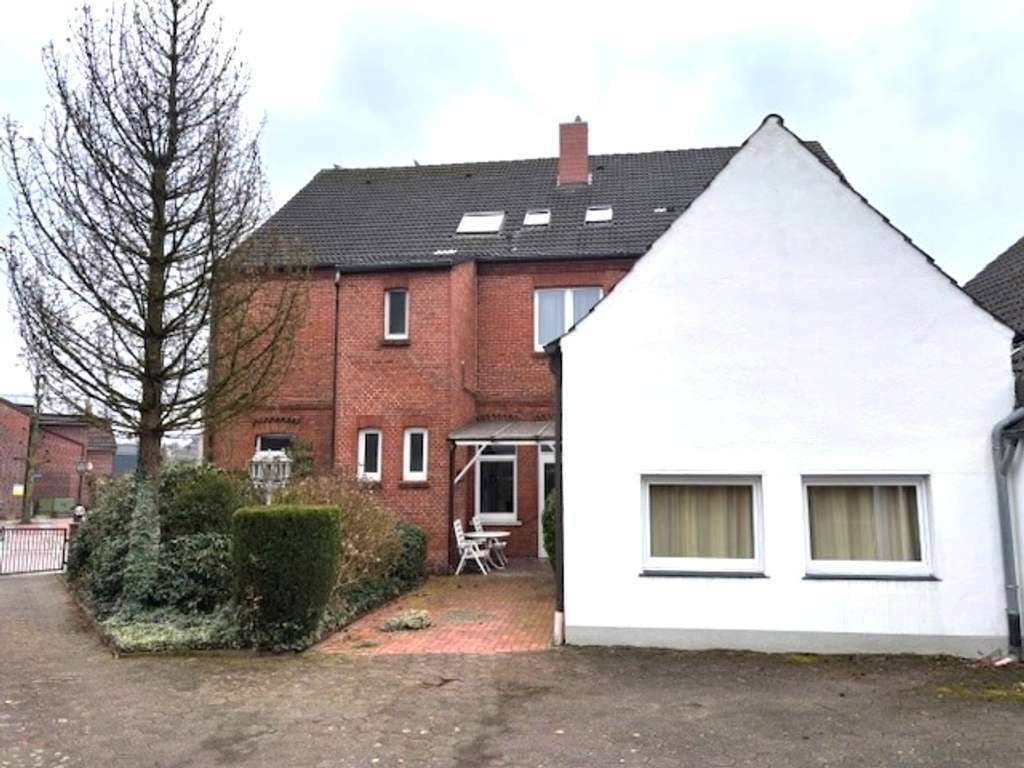 Immobilie in Papenburg - Investoren aufgepasst! Wohn- u. Geschäftshaus (ca. 420 m² Wohn- u. Gewerbefläche) in Aschendorf - Bild 3