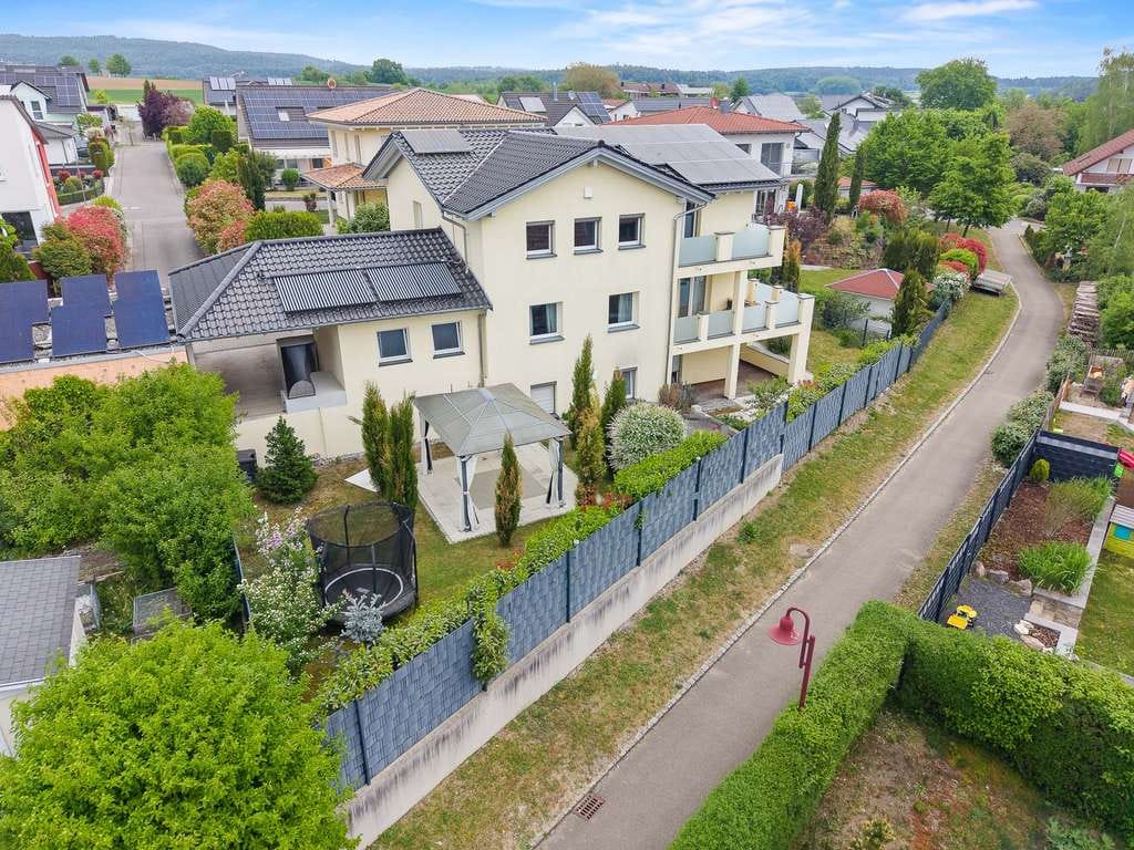 Immobilie in Volkertshausen - Exklusives Familienhaus mit flexiblem Wohnkonzept - Bild 2