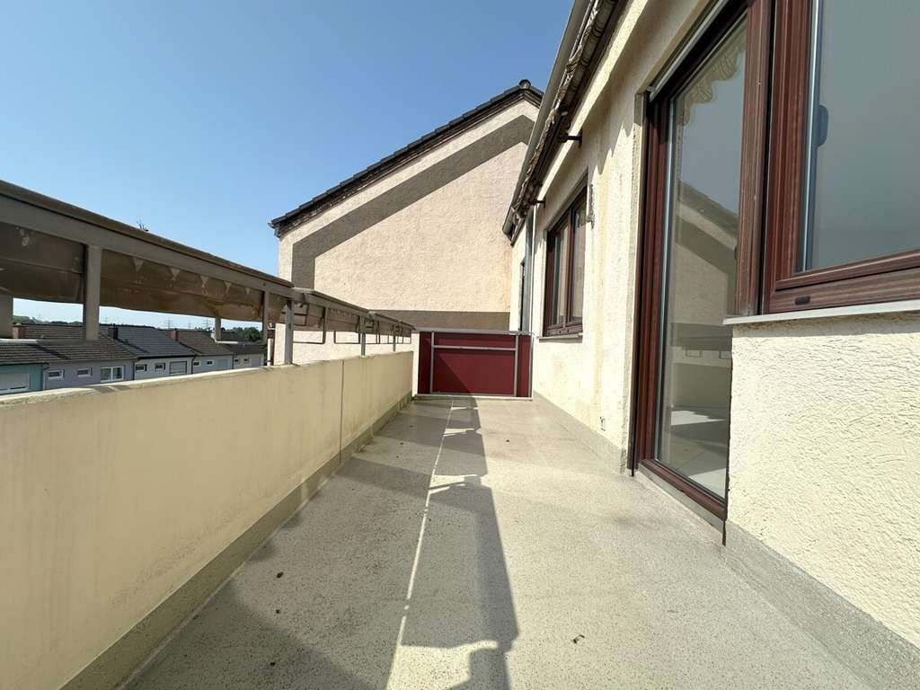 Immobilie in Wörth am Rhein - Helle 3-Zimmer Eigentumswohnung mit Balkon und Stellplatz in attraktiver Lage von Maximiliansau - Bild 3