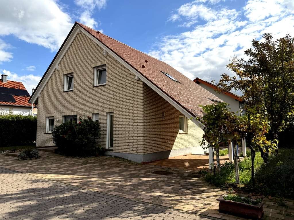 Immobilie in Gimbsheim - Modernes Ein- Zweifamilienhaus in ruhiger Lage - Bild 1