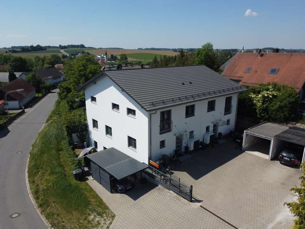 Immobilie in Vilsheim - Nachhaltig, modern, großzügig - Doppelhaushälfte mit Einliegerwohnung in ruhiger & familiärer Lage - Bild 2