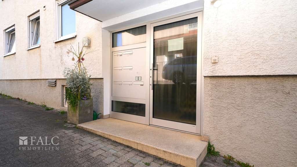 Immobilie in Lauffen am Neckar - Kleiner Preis für große Träume - FALC Immobilien - Bild 2