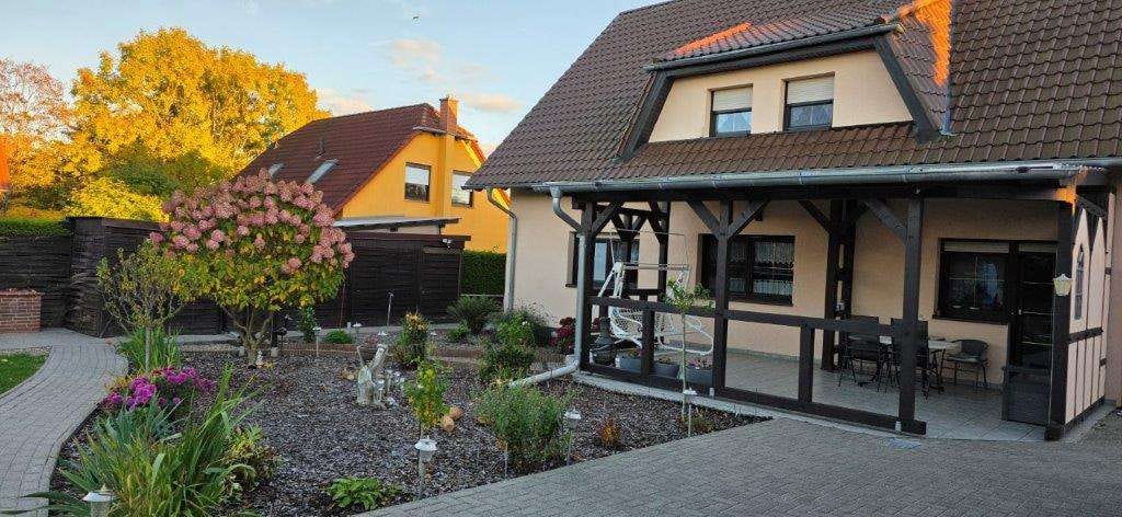 Immobilie in Pinnow - Einfamilienhaus mit Einliegerwohnung in Top Lage Pinnow - Bild 4