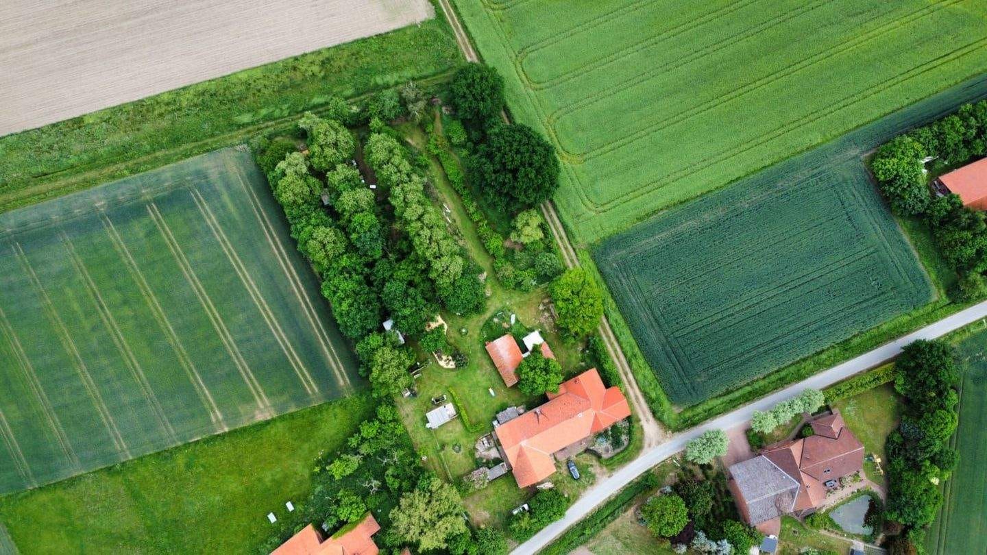 Immobilie in Petershagen - Traumhafter moderner Resthof mit bis zu 3 Wohneinheiten sofort bezugsbereit - Bild 0