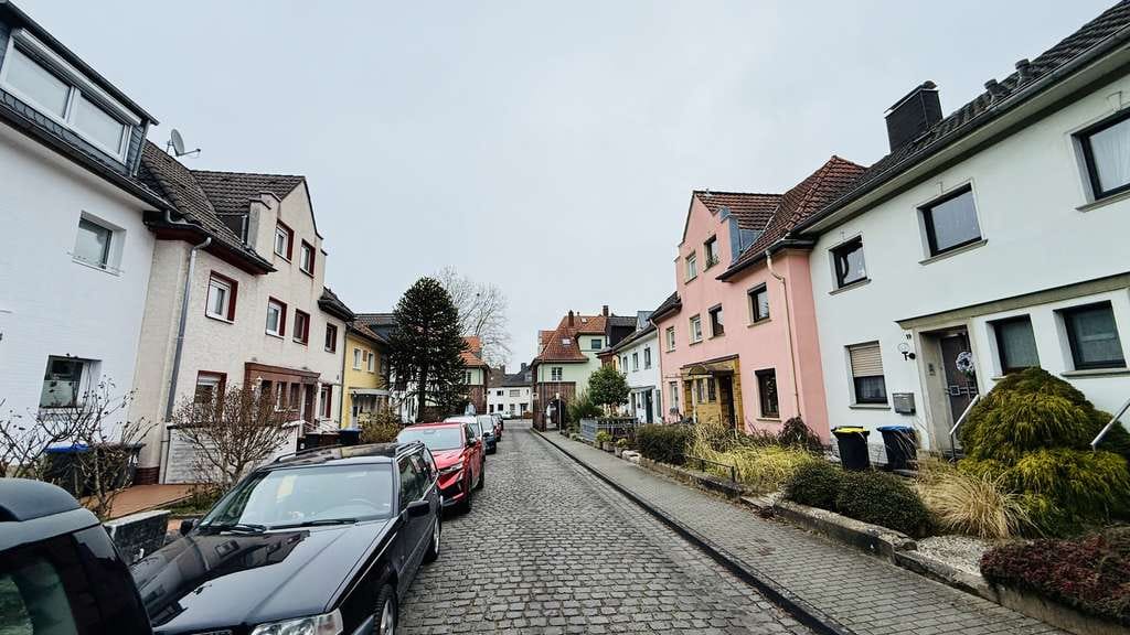 Immobilie in Brühl - *Brühl**RÖMERHOF 9**sanierungsbedürftiges EFH*Garten*zentrale kinderfreundliche Bestlage* - Bild 4