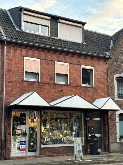 Immobilie in Würselen - Interessantes Anlageobjekt!  3-Familienhaus inkl. Ladenlokal in Würselen - Broichweiden.... - Bild 0