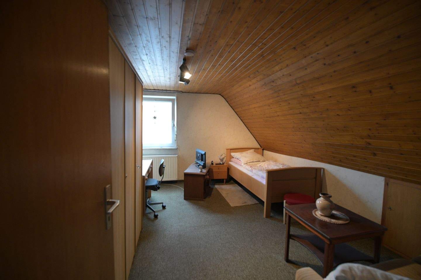 Immobilie in Mücke - Charmantes Bauernhaus mit Scheune und großen Ausbaupotenzial-Ihr Traum vom Landleben - Bild 3