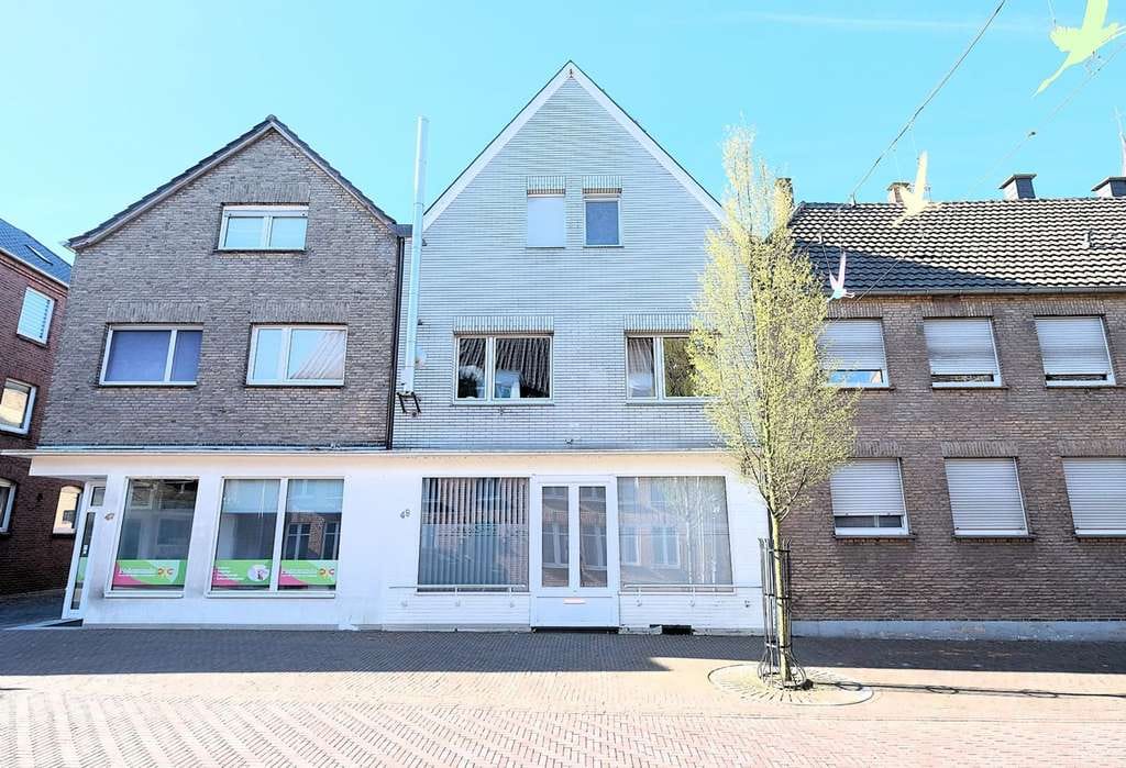 Immobilie in Kranenburg - Energieeffizientes Wohn- und Geschäftshaus mit großer Dachterrasse - Bild 3