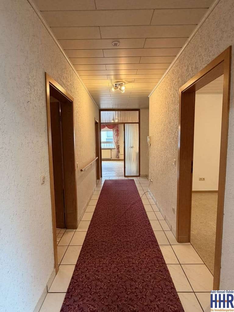 Immobilie in Bürstadt - Provisionsfreies 4-Familienhaus mit Entwicklungspotenzial in Bürstadt-Bobstadt - Bild 3
