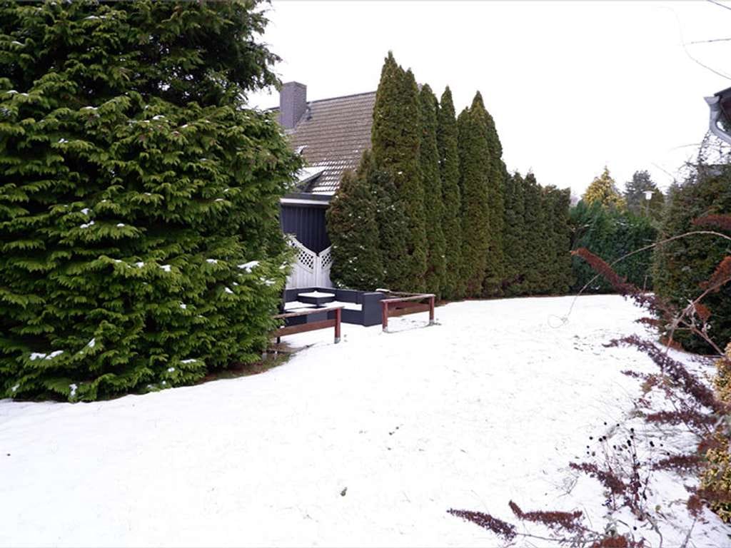 Immobilie in Tespe - Zweifamilienhaus mit Garage und Carport - Bild 2