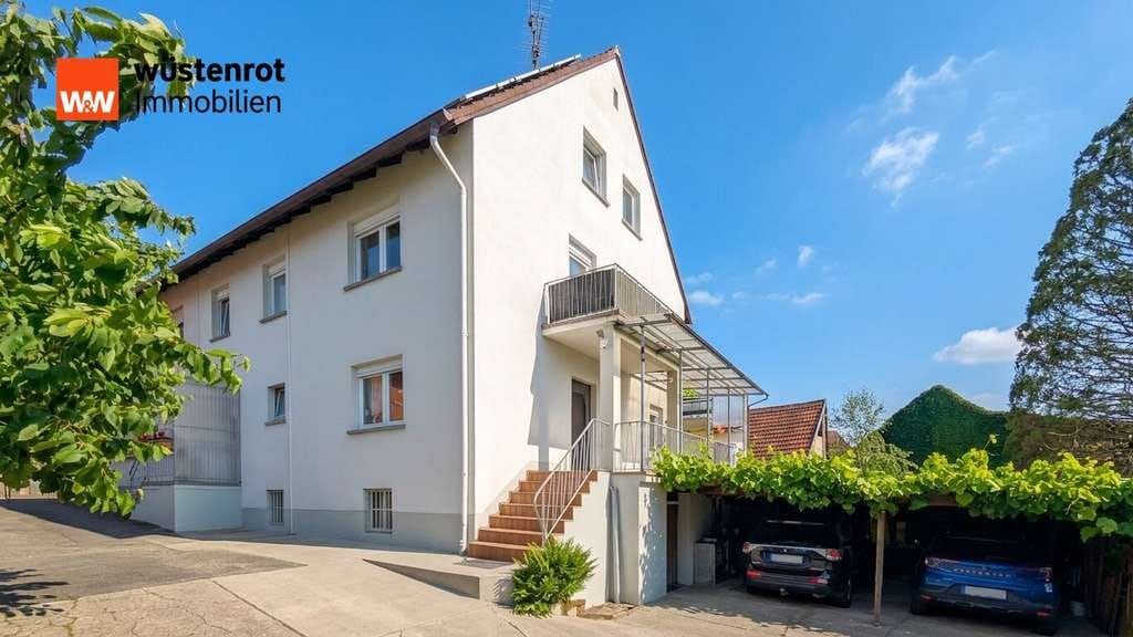Immobilie in Kindsbach - Großzügiges Zweifamilienhaus mit weitläufigem Grundstück - vielseitig nutzbar - Bild 0